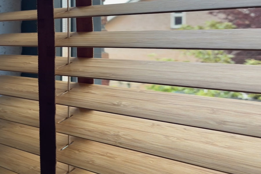 Bamboe jaloezie van dichtbij