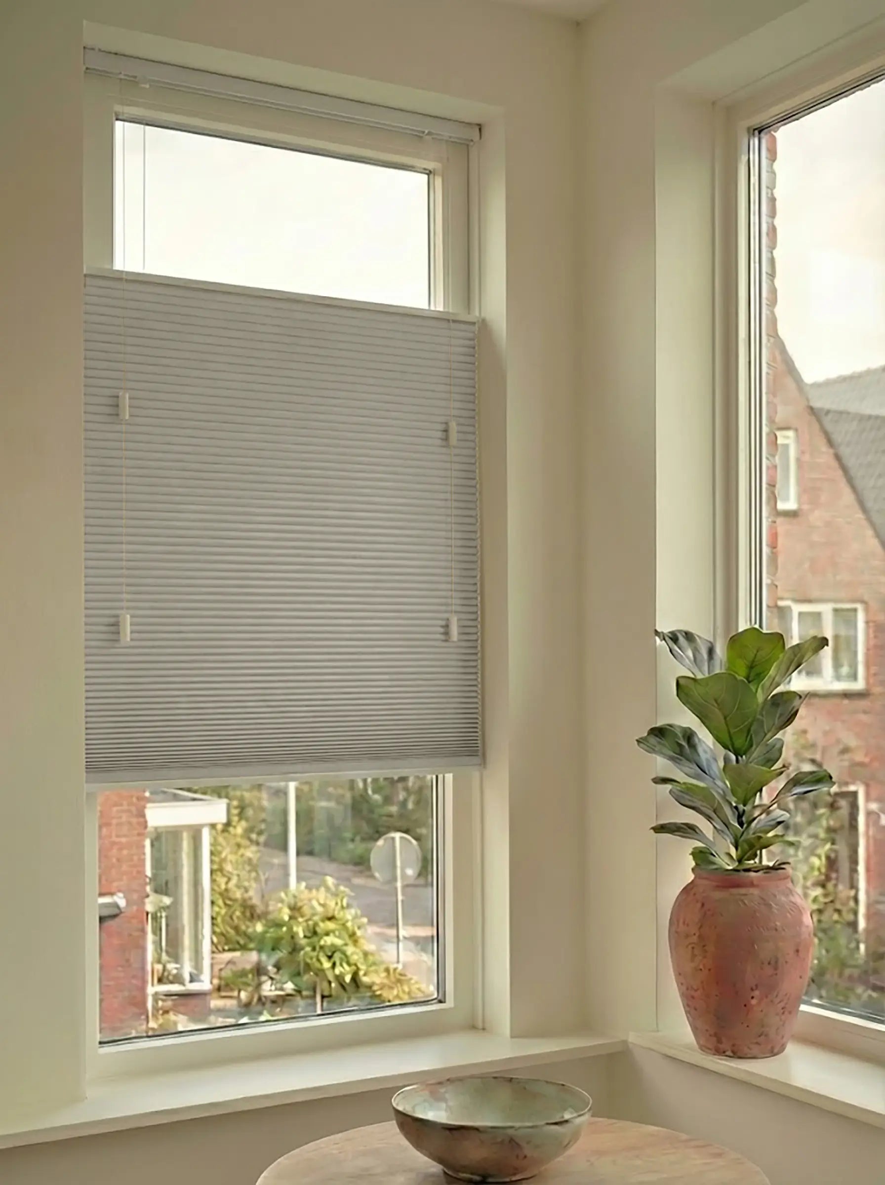 Plisségordijn standaard raam verduisterend - Aqua crème