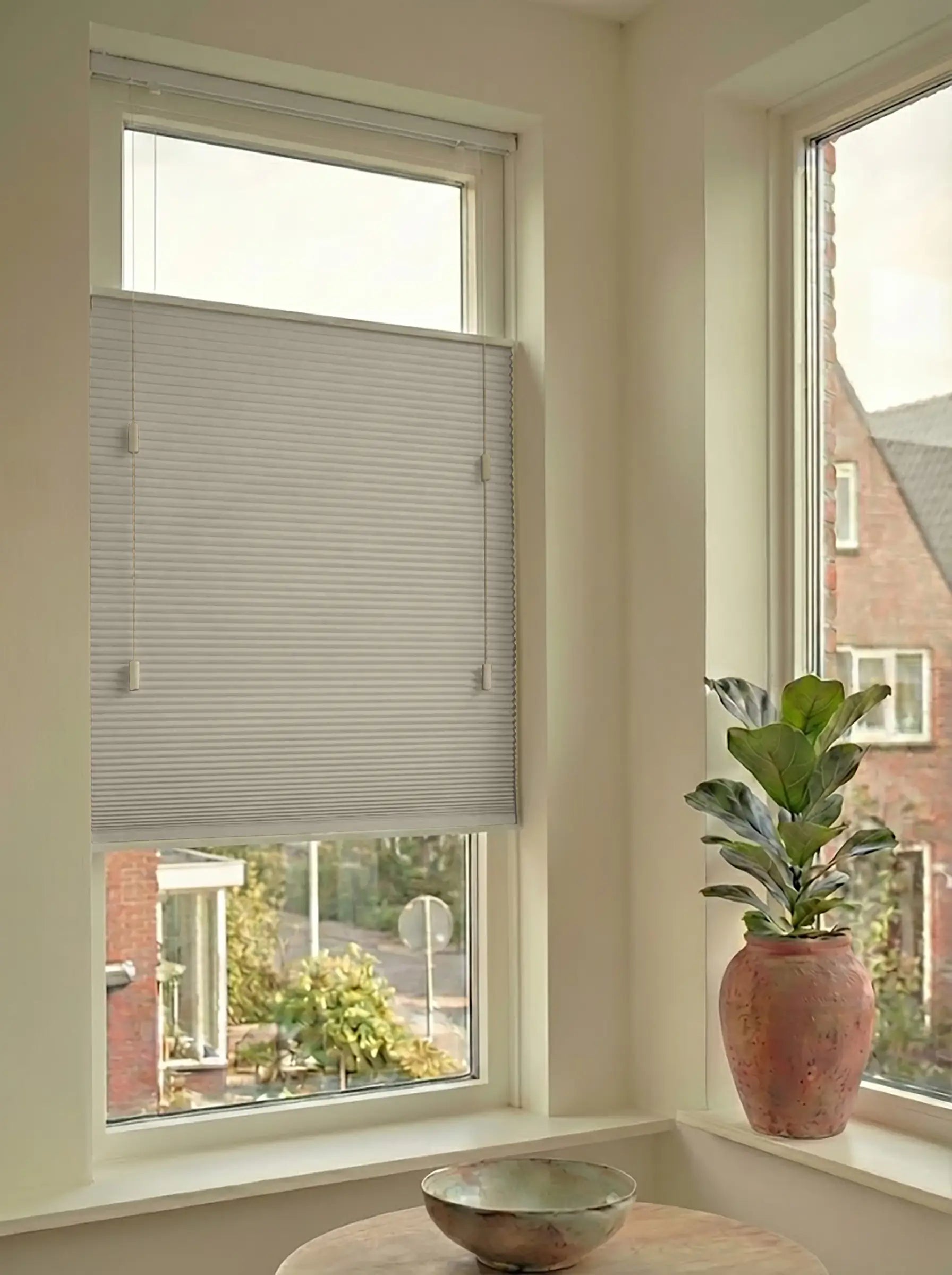 Plisségordijn standaard raam verduisterend - Aqua lichtbruin