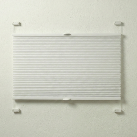 Detail shot plisségordijn top down bottom up van voren