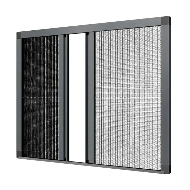 Dubbele plissé hordeur met antraciet frame en geplisseerd gaas, maatwerk oplossing voor brede doorgangen en schuifpuien.
