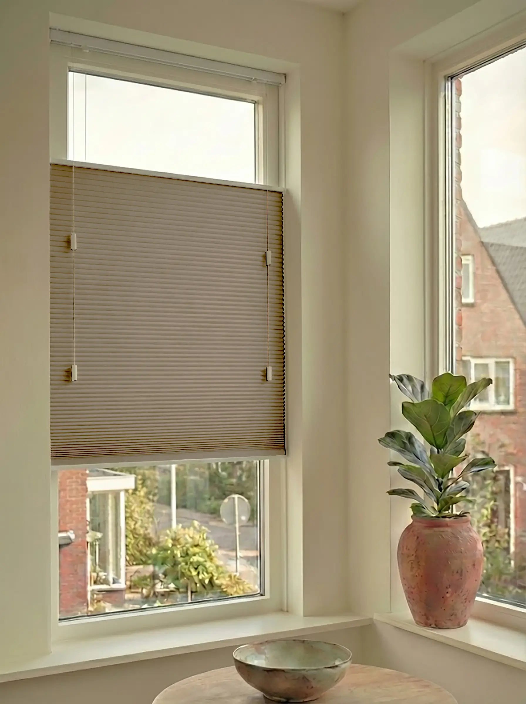 Plisségordijn standaard raam verduisterend - Spark bruin